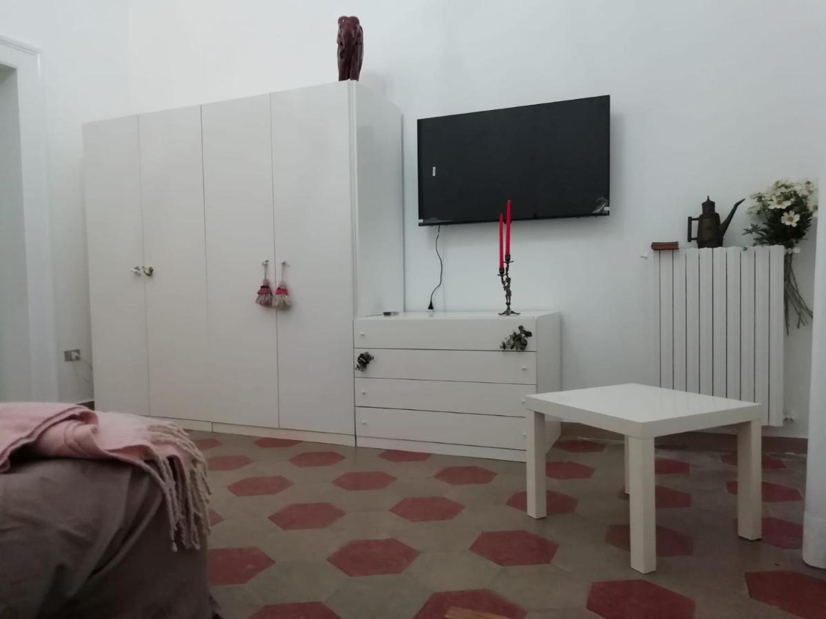 Rosso Quintino Apartment Bari Exterior photo